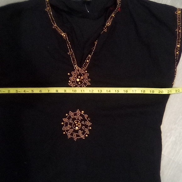 Black Bronze Beaded Raviya Short Sleeve Tunic - Picture 14 of 15